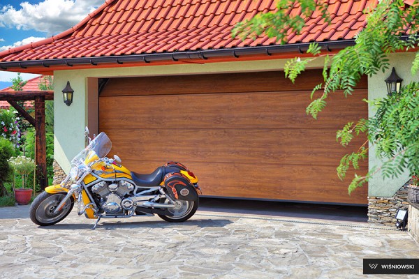 bramy-garazowe-segmentowe-wisniowski-12.jpg